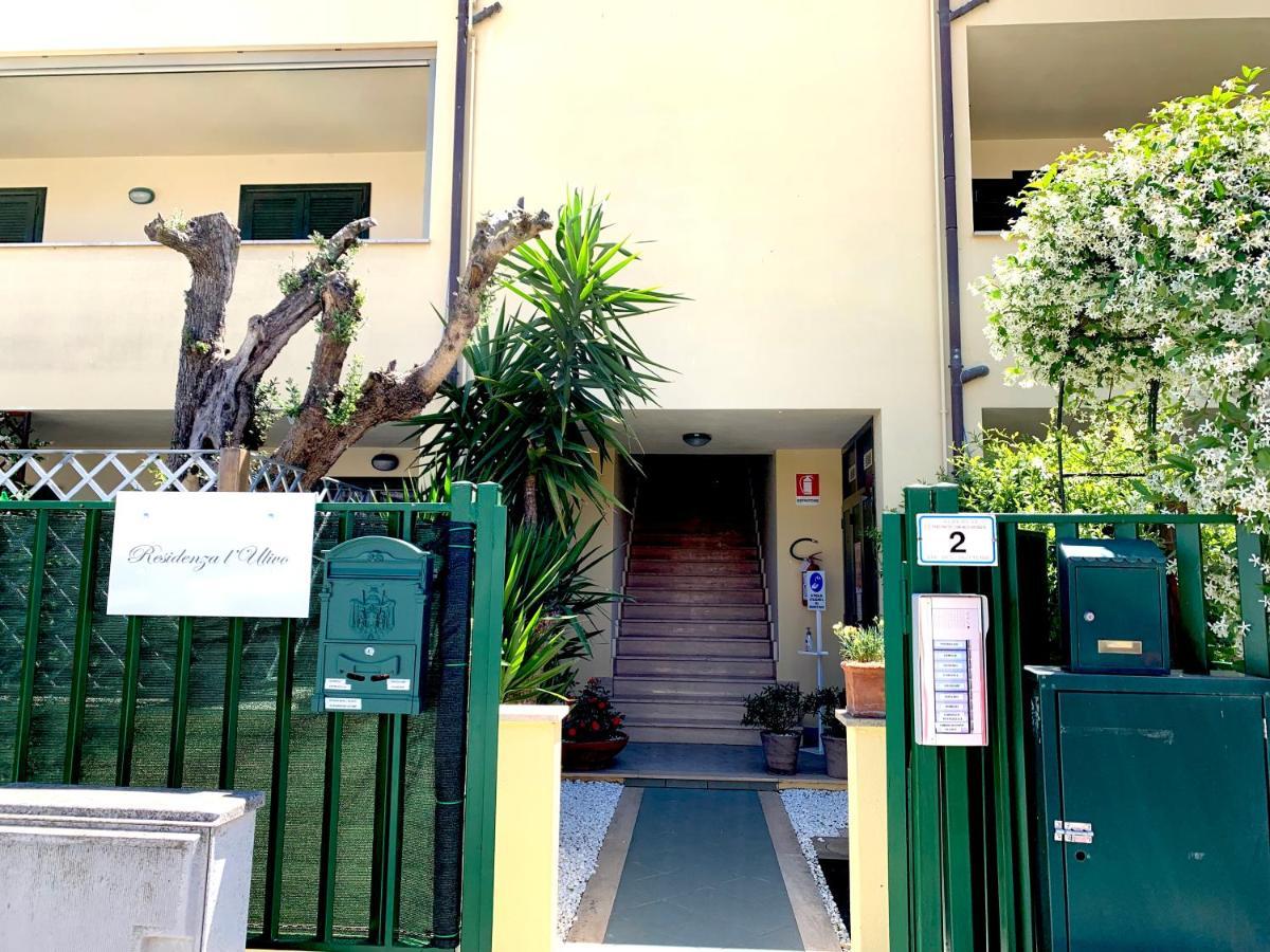 הוילה אלברזה Residenza L'Ulivo מראה חיצוני תמונה